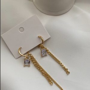 Sallantılı Taşlı Küpe